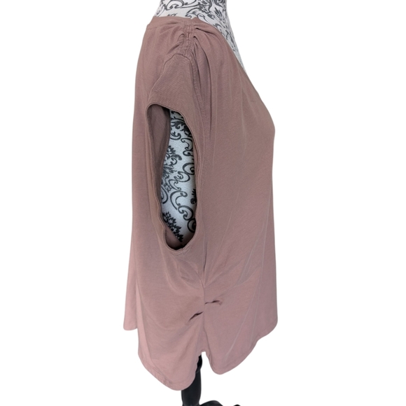 Athleta Outbound V Neck Tee Shirt Rustic Beige Supima Cotton Women's Plus 2X - Picture 5 of 13